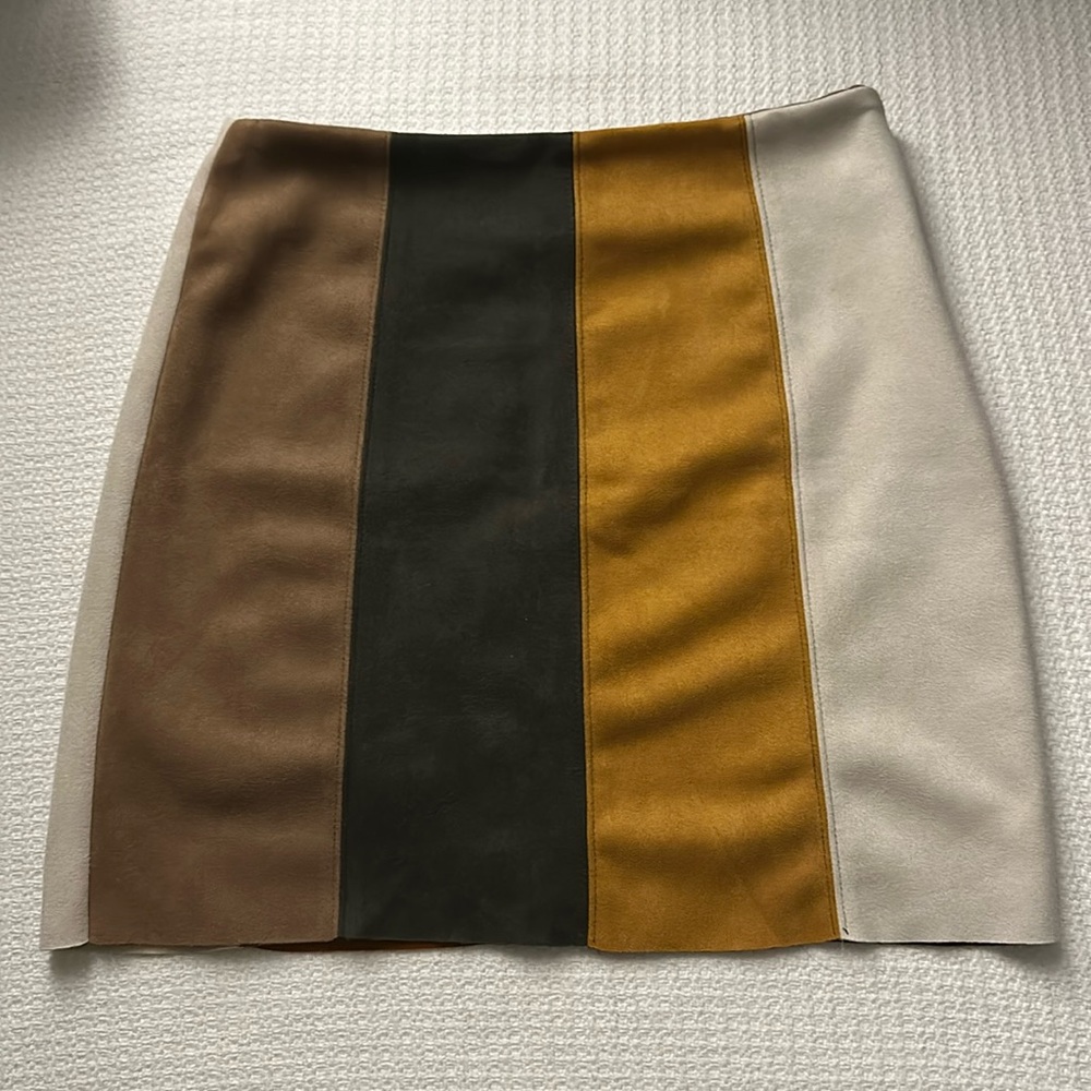 Abbeline Color Block Suede Mini Skirt